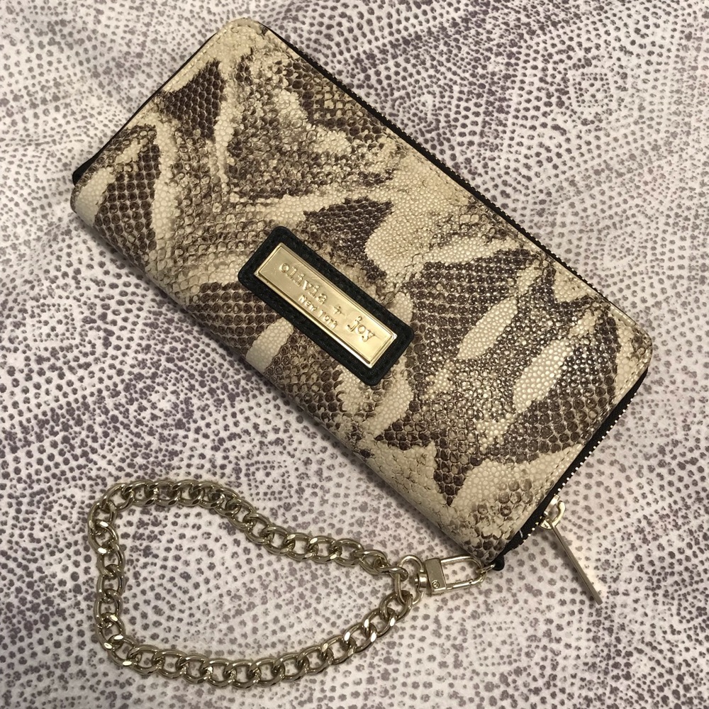 Wallet on a chain